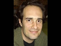 Vida y muerte se dan cita en la primera novela del argentino Javier Argüello