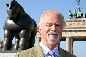 Fernando Botero considera posibilidad de irse de Pietrasanta, tras robo de siete de sus esculturas